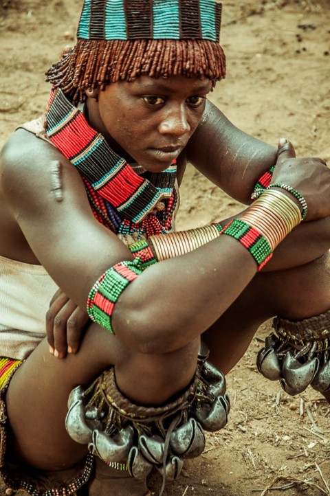 Mujer Hammer triste , con marcas, Etiopía